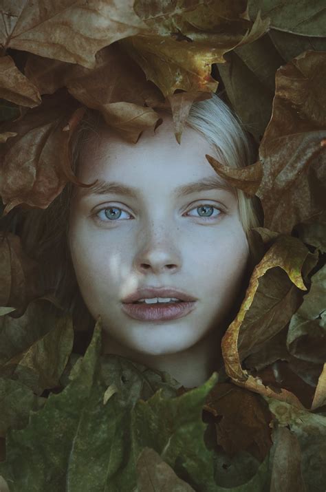 Singular Beauties: Fine Art Portraits By Romanian Photographer Michelle ...