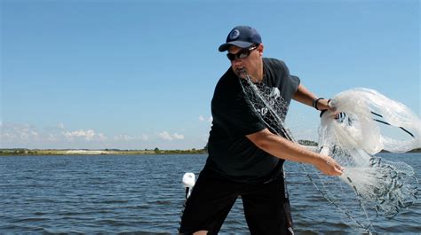 What You Need To Know For Mullet Fishing With Cast Net