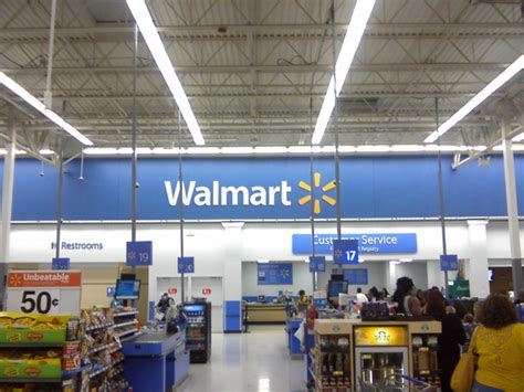 File:Remodeled Walmart.jpg - Wikipedia