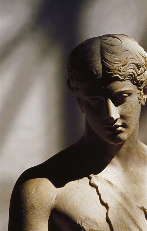 σαλώμη — Details Of Dionysus Statue Dionysus Hadrian Era