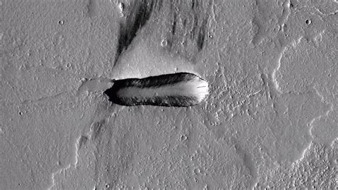 Is This A Crashed Alien Spaceship On Mars