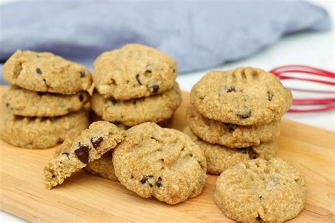 Tiger Nut Flour Uses And Recipes Almond Flour Chocolate Chip Cookies