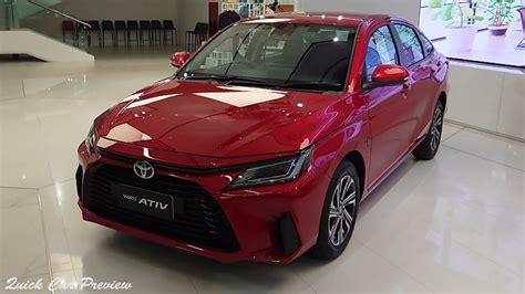 2023 Toyota Yaris Ativ Smart Red Mica Metallic Exterior Interior