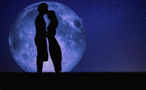 9 Ways To Harness The Romantic Energy Of A Full Moon Conscious Reminder