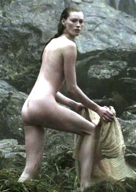 Alyssa Sutherland Nude Pics Page 1
