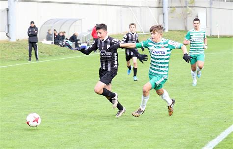 Bis zum aufstieg des lask in die oberste österreichische spielklasse erfolgte ein weiteres gemeinsames jahr in der ersten liga 2016/17. LASK - Fussballakademie Linz