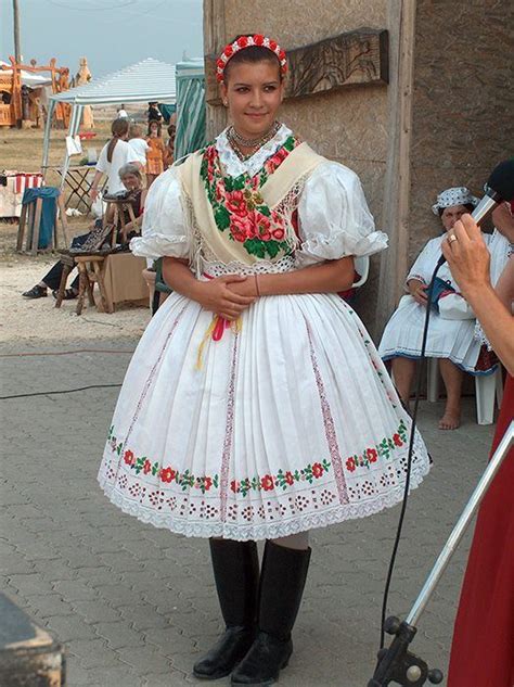 Hungarian Folk Costume Traditional Dresses Costumes Around The World