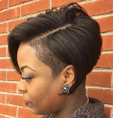 50 Short Hairstyles For Black Women To Steal Everyones Attention Pixie Haar Styling Kurzes