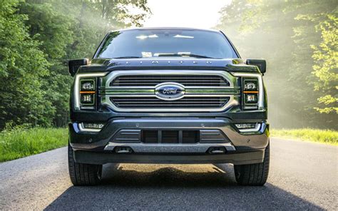 There is a huge improvement in the tech department, too. 2021 Ford F-150 | GearMoose