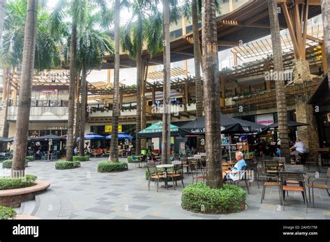 Manila Philippines Greenbelt Shopping Mall Stock Photo Alamy