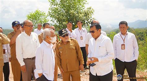 Rektor Unp Tinjau Pembangunan Gedung Psdku Kota Sawahlunto Fokussumatera