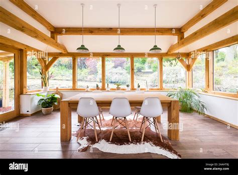 Large Oak Framed Glazed Dining Room Stock Photo Alamy