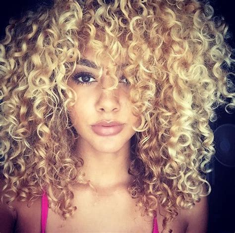 Honey Blonde Hair With Platinum Highlights Blonde Afro Blonde Curly