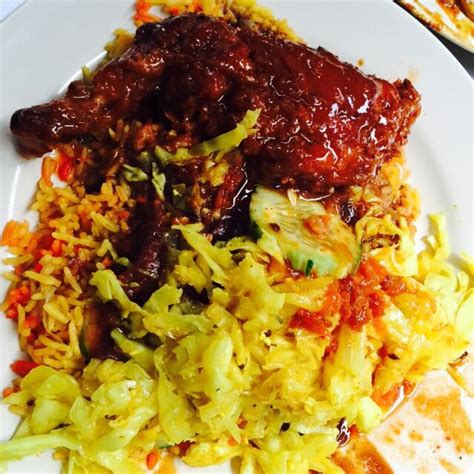 I ordered nasi kandar ayam and lamb shanks, each comes with a drinks. Nasi kandar Line Clear at penang 🍴 | Food, Eat, Penang