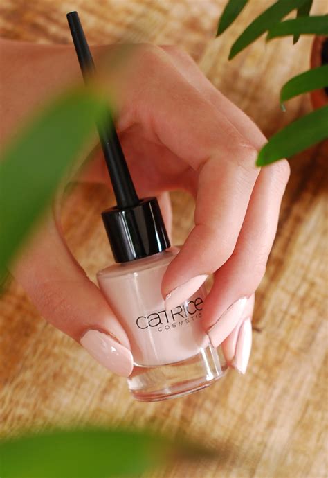Zensibility By Catrice 5 Nail Lacquers