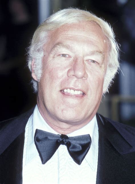 Report The Naked Gun Star George Kennedy Has Died At Age 91 George