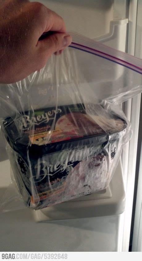 Lifehack: Put ice cream in a zipper bag can keep it soft ...