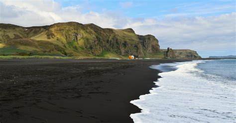 Black Sand Beaches In Iceland A Complete Guide