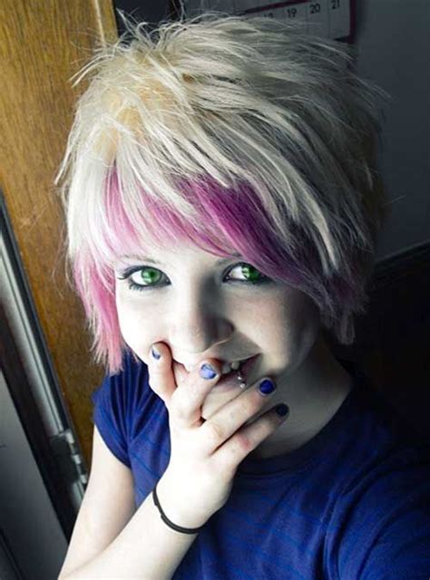 Emo Hairstyles Are Obsessively Popular Among The Young Generations But Getting An Emo Hairstyle