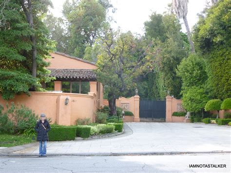 “the Bodyguard” Mansion Aka The Beverly House Compound Iamnotastalker