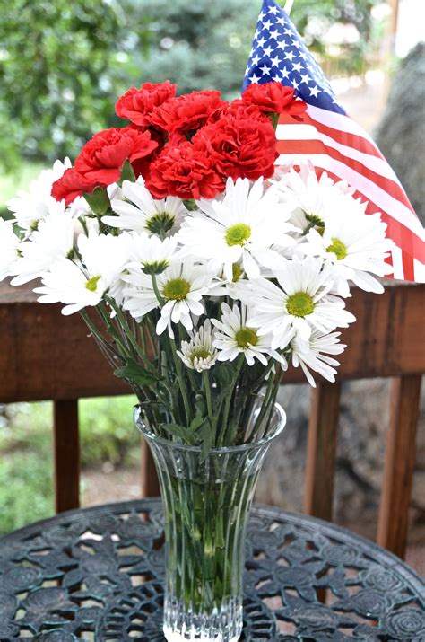 On november 20th 1959, the un general assembly adopted the declaration of the rights of the child. Labor Day - Fast, Easy & Cheap Table Decor | 719Woman.com