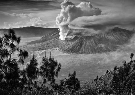 Gunung Bromo Info Terbaru Tiket Legenda Lokasi And Sejarah Letusan