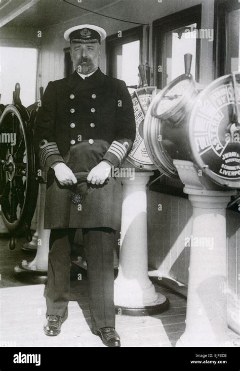 Captain Of The Titanic Fotos Und Bildmaterial In Hoher Auflösung Alamy