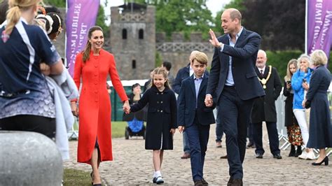 BritainsÊprinceÊwilliamÊand Catherine Duchess Of Cambridge Visit