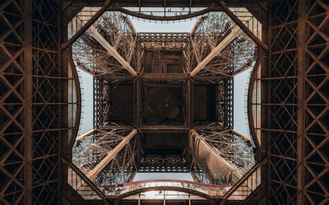 Download Wallpaper 2560x1600 Eiffel Tower Tower Construction
