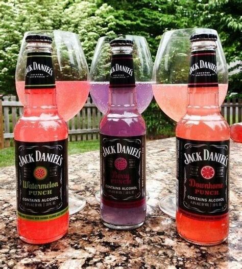 Jack daniels country cocktails berry punch (6 pack 10oz bottles). Ladies mix? | Jack daniels country cocktails, Alcohol ...