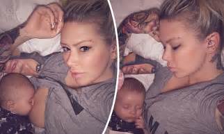 Jenna Jameson Shares A Photo Of Herself Breastfeeding Daily Mail Online