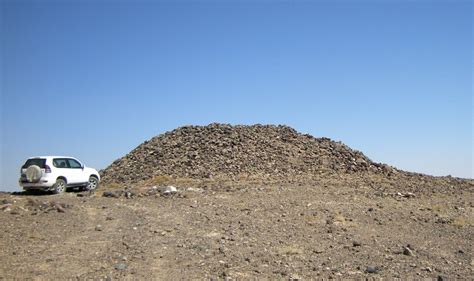 Jabal Al Aswad Hillfort The Megalithic Portal And Megalith Map