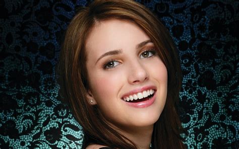 Photo Emma Roberts Eyes Brown Haired Brunette Girl Smile 1920x1200
