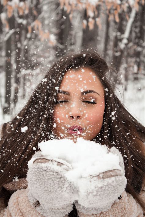 22 Creative Winter Photoshoot Ideas Whimsical Winter Photography Guide