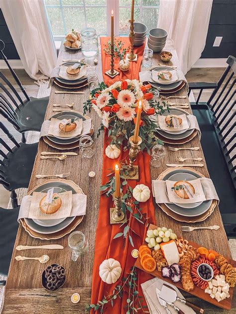 How To Set A Beautiful Thanksgiving Table Life By Leanna Thanksgiving Dining Table Decor