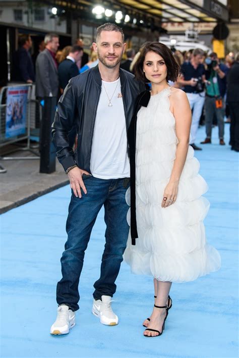 Tom Hardy And Charlotte Riley Swimming With Men Premiere Popsugar Celebrity Photo 16