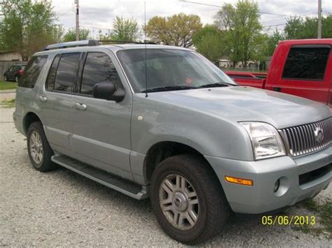 Sell Used 2005 Mercury Mountaineer Premier Awd In North Judson Indiana