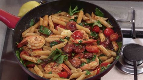 If you are using tinned sweetcorn, don't add it until nearer the end with the other ingredients, as it doesn't take as long. Chorizo, Basil and Chilli Pasta | Everyday Gourmet S6 E33 ...