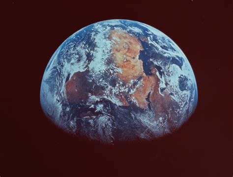 Jak powstała Ziemia jak wyglądała na początku i ile lat ma nasza