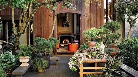 Watch 11 Gorgeous Home Gardens To Inspire Your Green Thumb