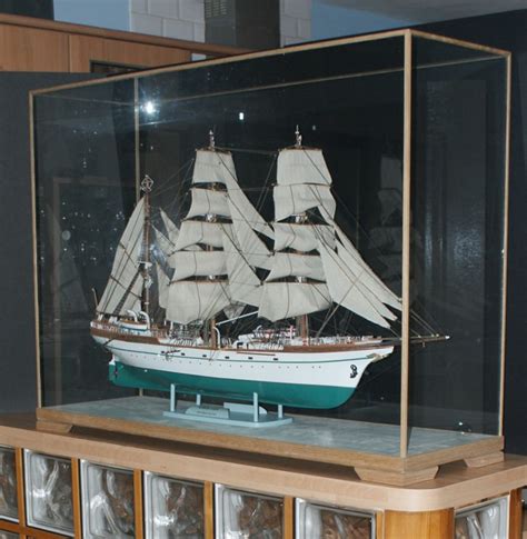 Ship Display Case Dsc Showcases