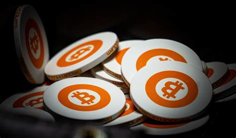 Bitcoins können an bitcoin börsen im internet gekauft werden. Bitcoin kaufen: Wie kommt man in Flensburg an das digitale Gold? | Flensburgjournal