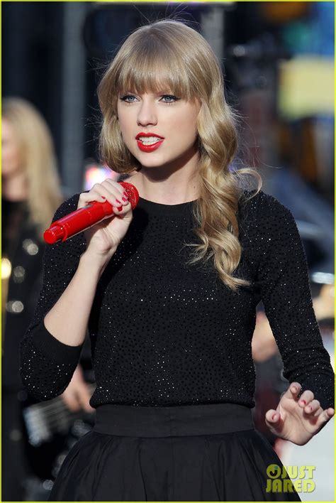 Taylor Swift Good Morning America Concert Watch Now Photo