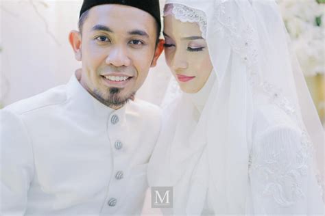 Joy berjanji akan mengemukakan sijil cerai selepas pernikahan. Peminat Doa Selamatkan Rumah Tangga Hafiz Hamidun, Joy ...