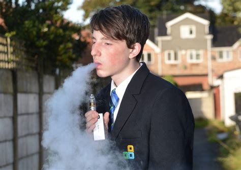 These kids won't stop vaping. Manchester teenager's mum complained because he's not ...