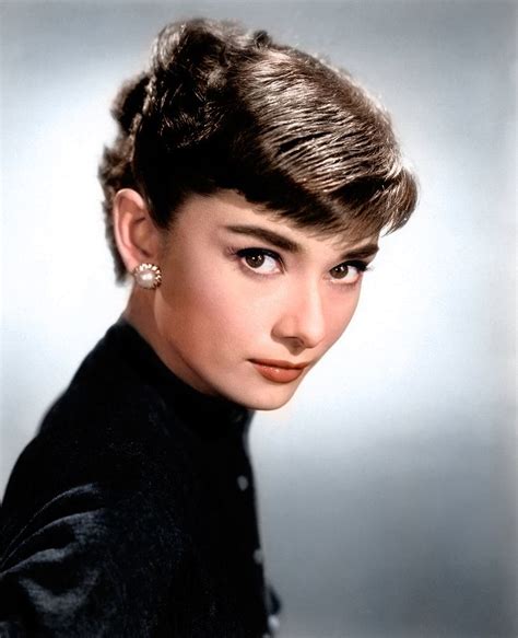컬러 복원된 흑백사진 오드리 햅번 Audrey Hepburn Photos Audrey Hepburn Portrait