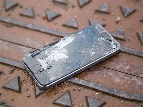 Broken Smartphone Screen Here Is How To Fix It News