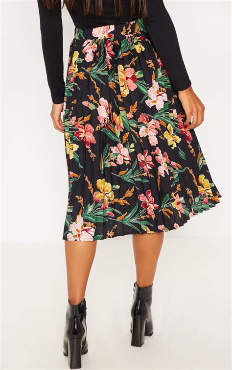 Black Floral Printed Pleated Midi Skirt Prettylittlething Usa