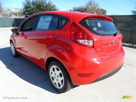 Race Red 2012 Ford Fiesta Se Hatchback Exterior Photo 59051990