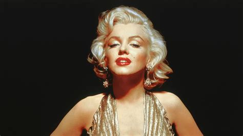 Remembering Marilyn Monroe Actress Fashion Icon And Sex Symbol 60